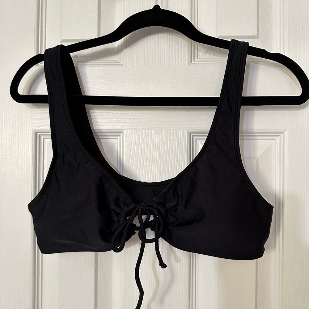 Forever 21 Bathing Suit Top Large
